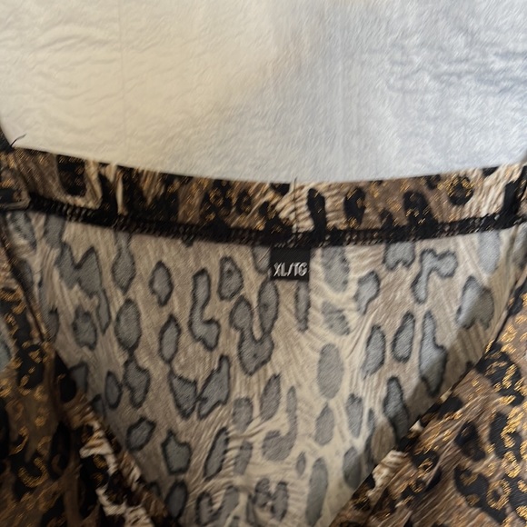 NWT animal print shark bite hem dress - Picture 7 of 10